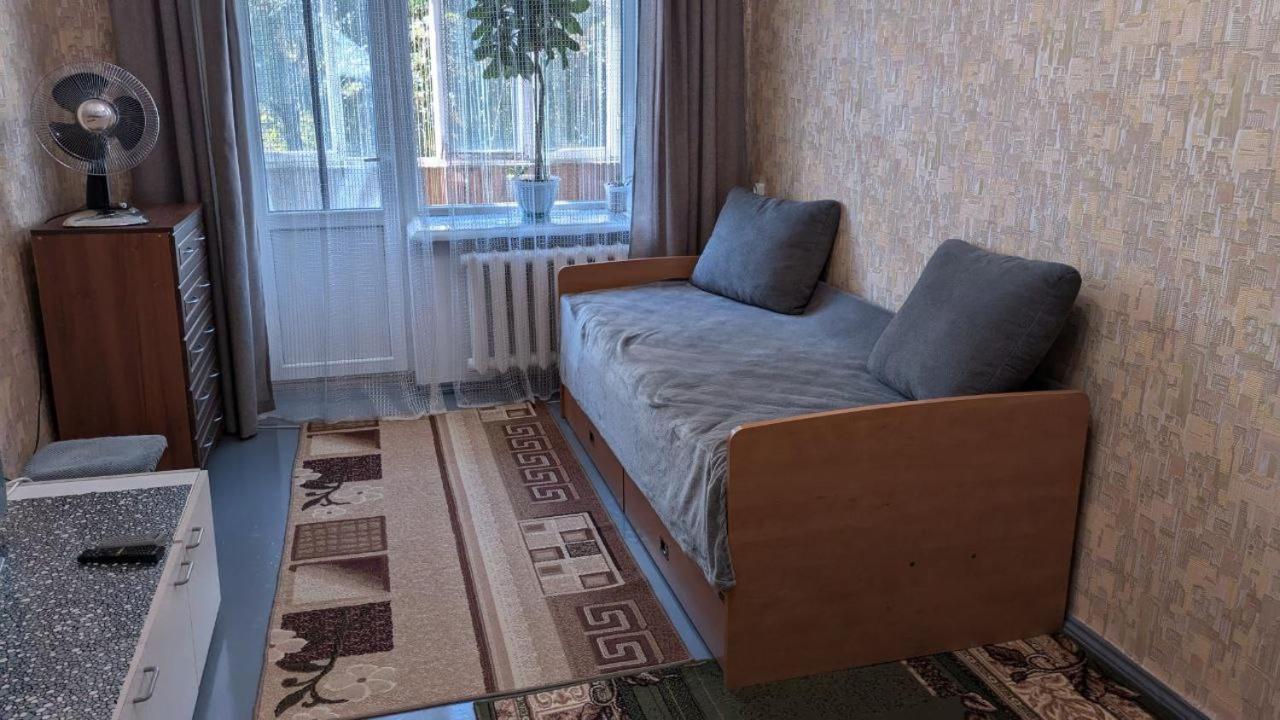Квартира Біля Парку На Княгині Ольги 13 Rivne Bagian luar foto